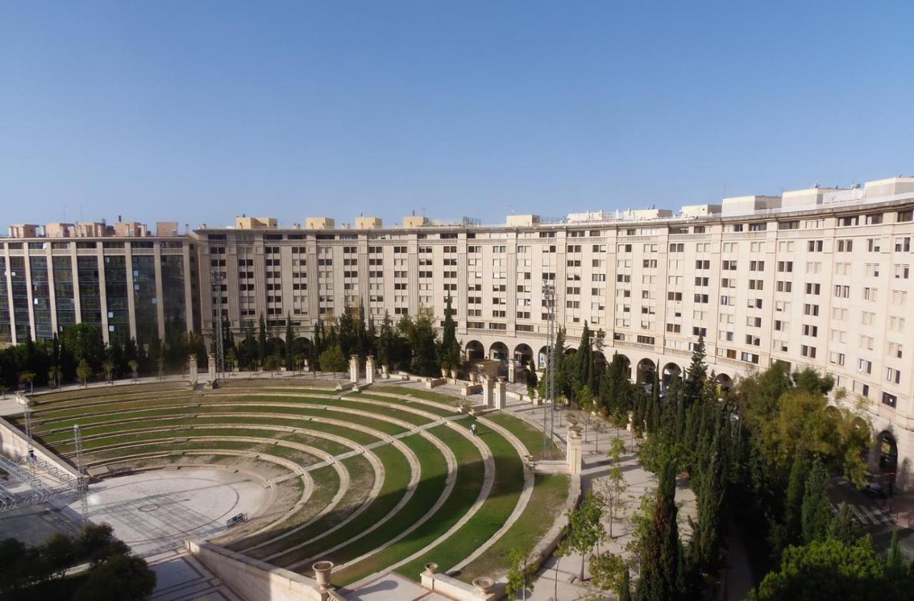 Apartamentos Anfiteatro Benidorm Bagian luar foto