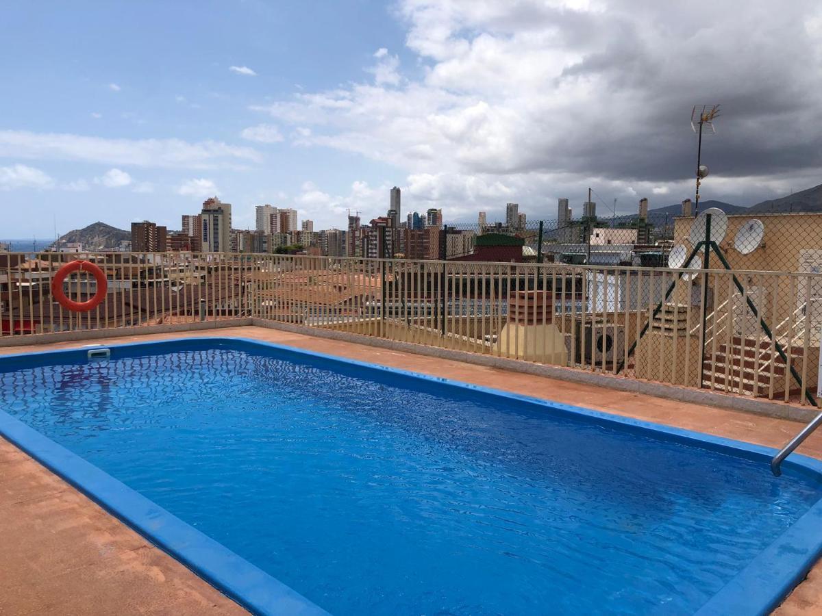 Apartamentos Anfiteatro Benidorm Bagian luar foto