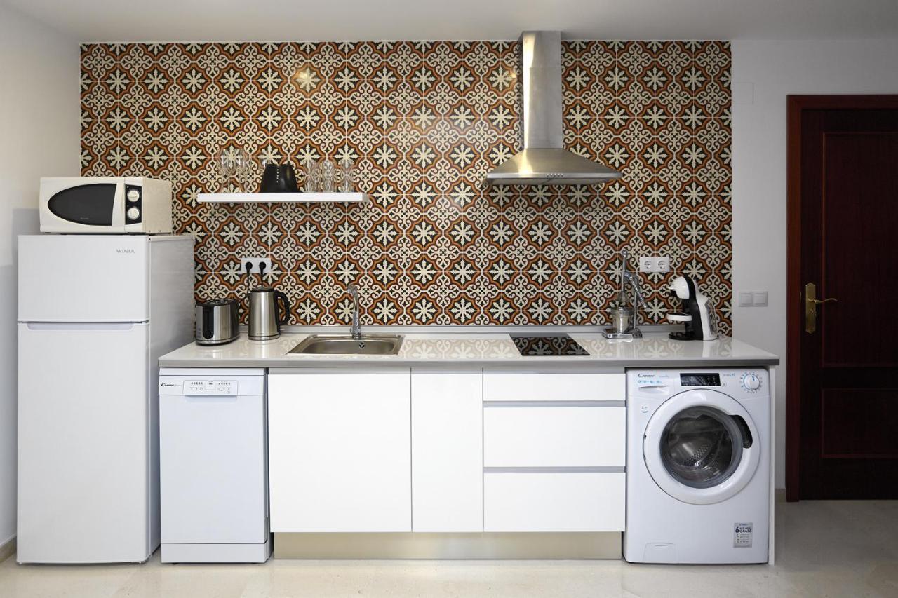 Apartamentos Anfiteatro Benidorm Bagian luar foto